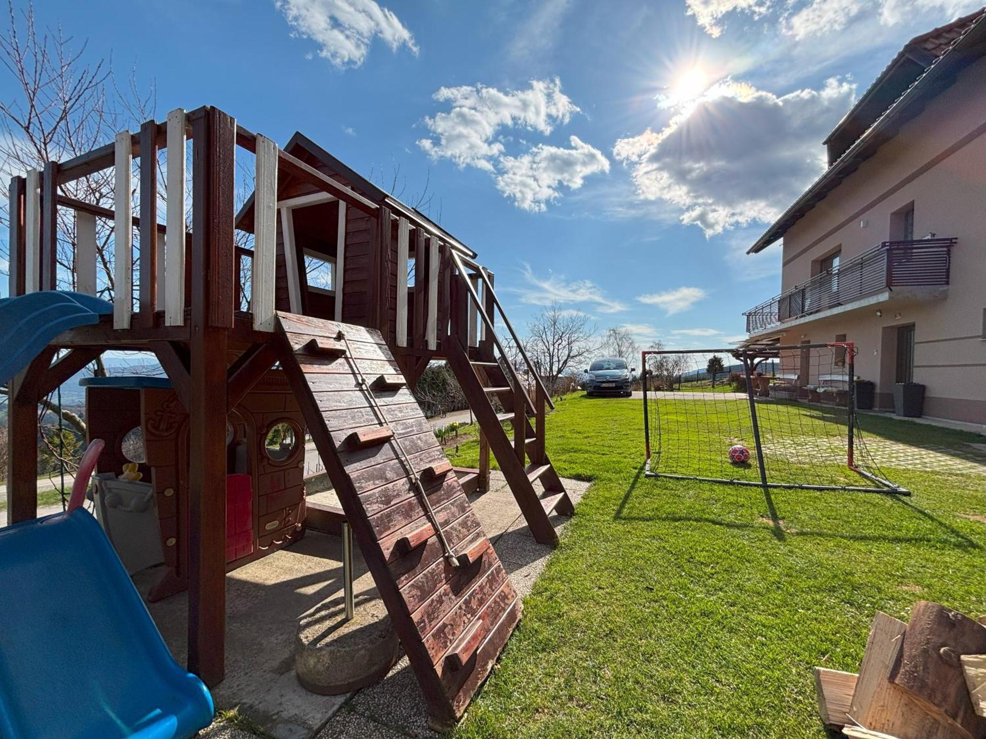 Apartment Panorama Zreče Eksteriør billede